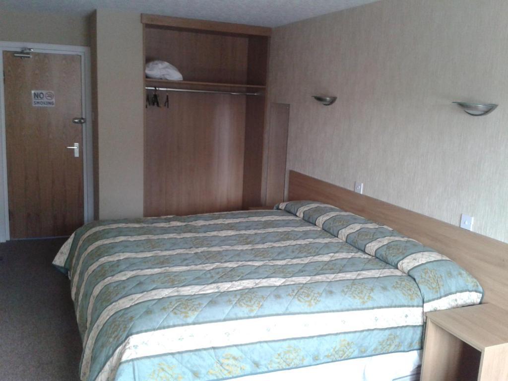 The Weigh Inn Lodges Турсо Номер фото